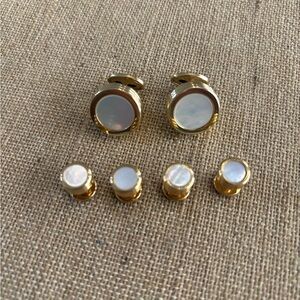 Vintage Mother of Pearl Round Gold Tone Formal Cuff Links & Tux Prom Shirt Studs